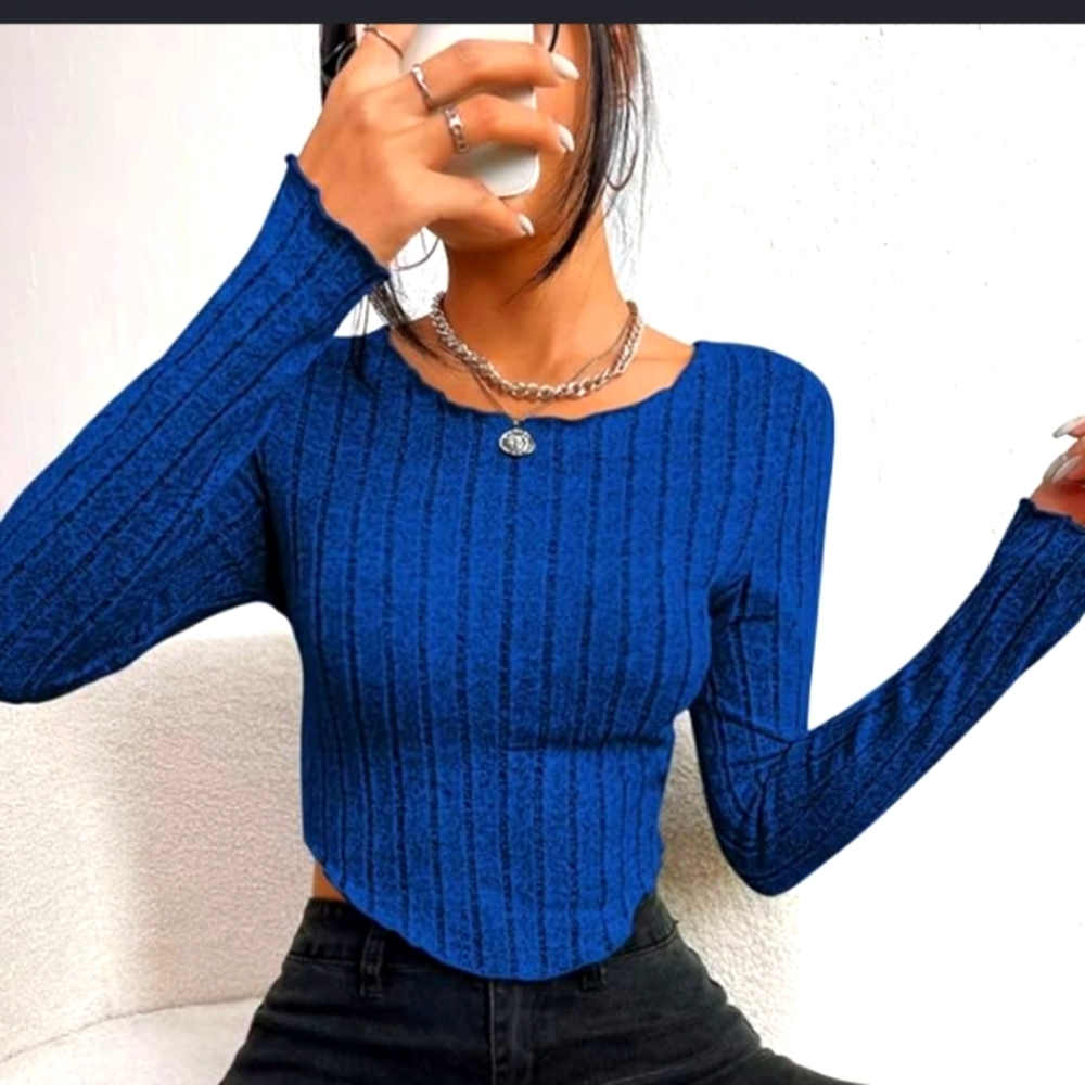Scooped neck ribbed top
